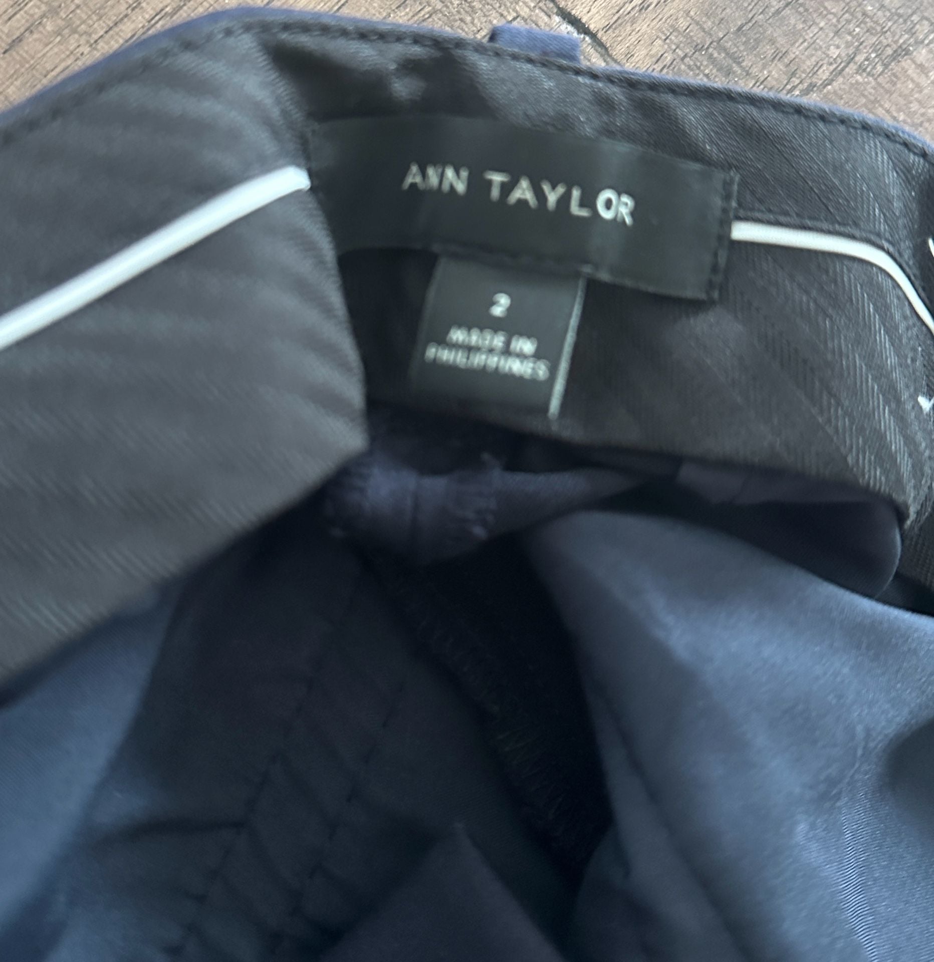 Ann Taylor Bi-Stretch Suit Size 2 Navy Blue Blazer And Pants 5