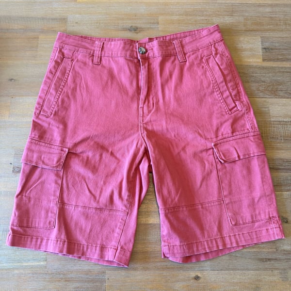 Eddie Bauer Cargo Shorts Men 30 Red Rose Stretch Outdoor Hiking Regular Fit Flap