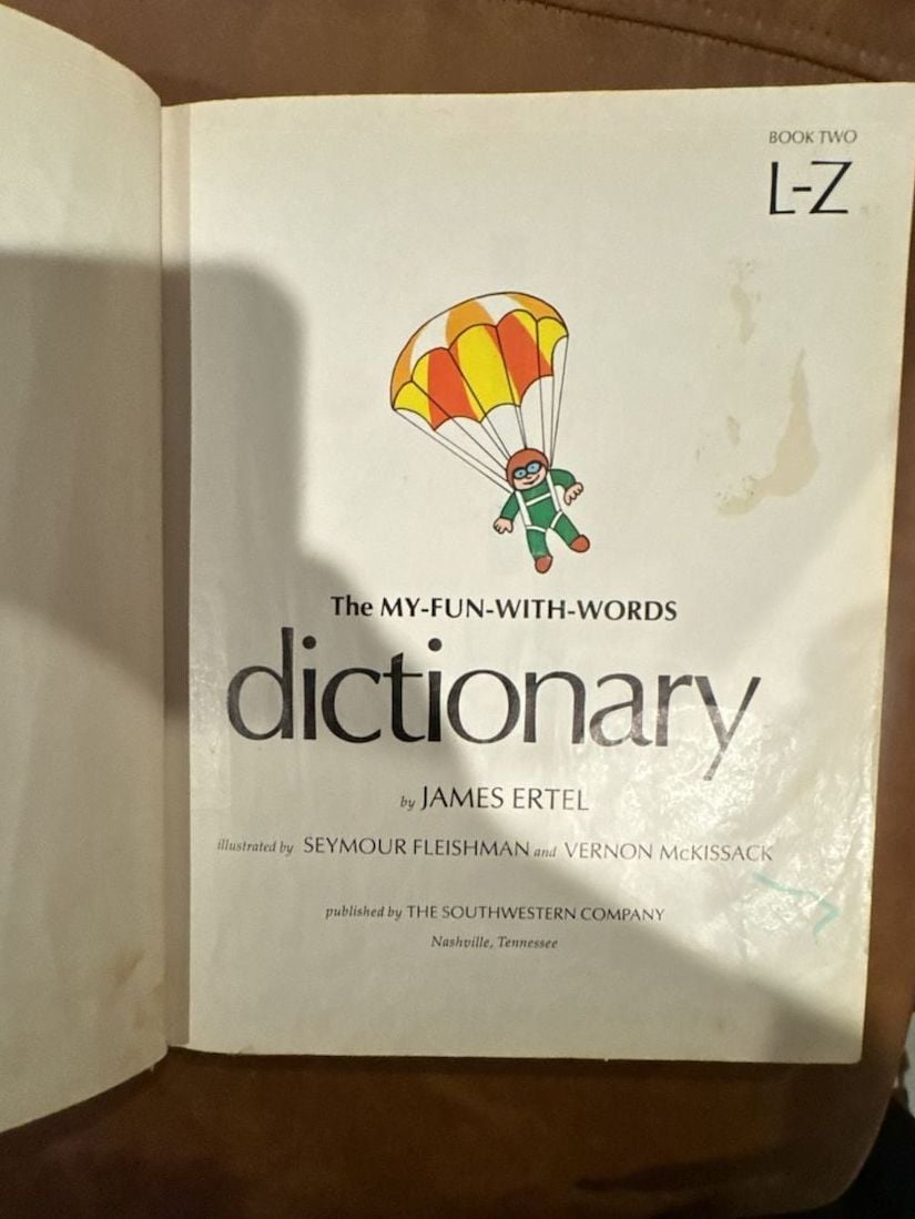 The Southwestern Company My Fun With Words Dictionary Book Two L-Z 9