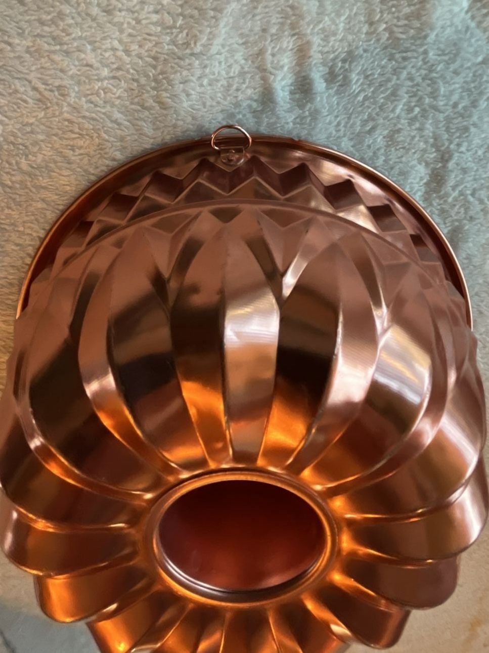 Vintage Copper Tone Bundt Cake Pan Size 9 Inch Fluted Mold 5