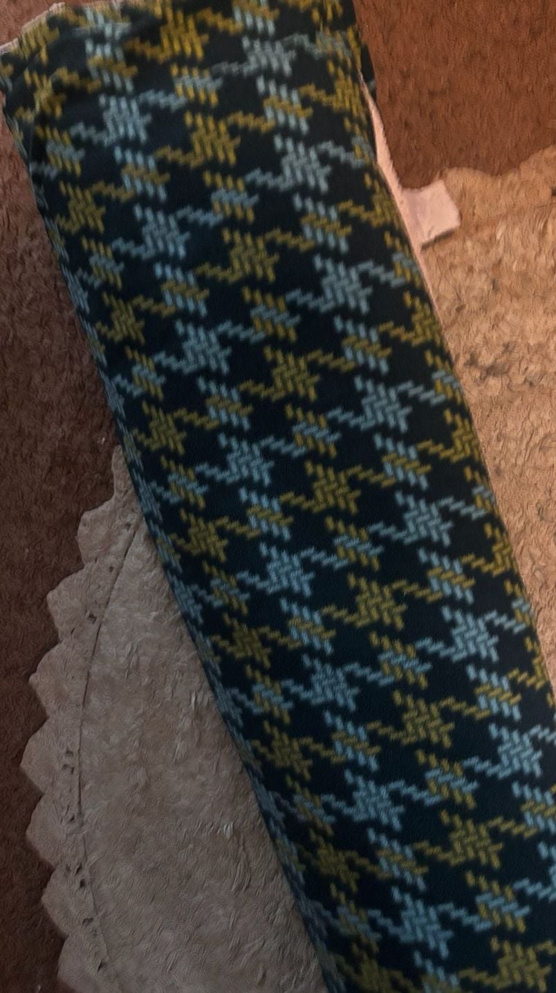 Throw Blanket Sherpa Houndstooth Pattern Blue Yellow 1