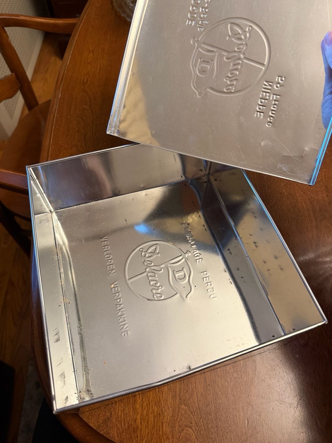 Delacre Vintage Metal Biscuit Tin Box Vilvoorde Nieppe France Silver 2