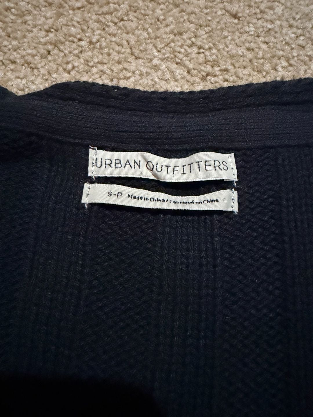 Urban Outfitters V-Neck Ribbed Crop Sweater Size S Black 3