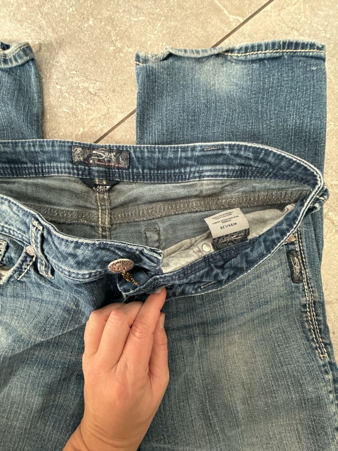 Silver Jeans Co. Aiko Mid Rise Bootcut Size W34/L29 Blue Denim 3