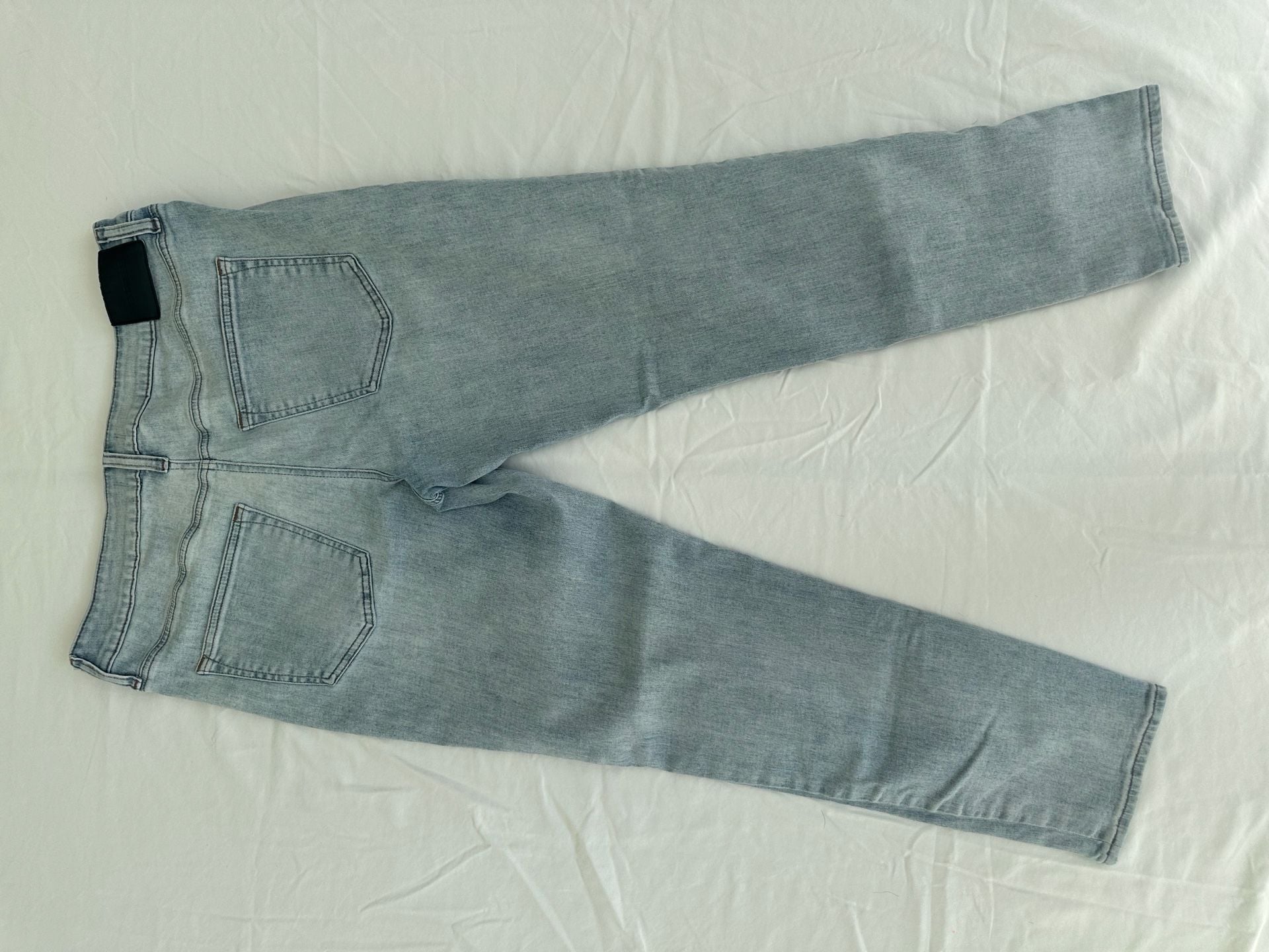 Express Straight Leg Light Wash Jeans 3