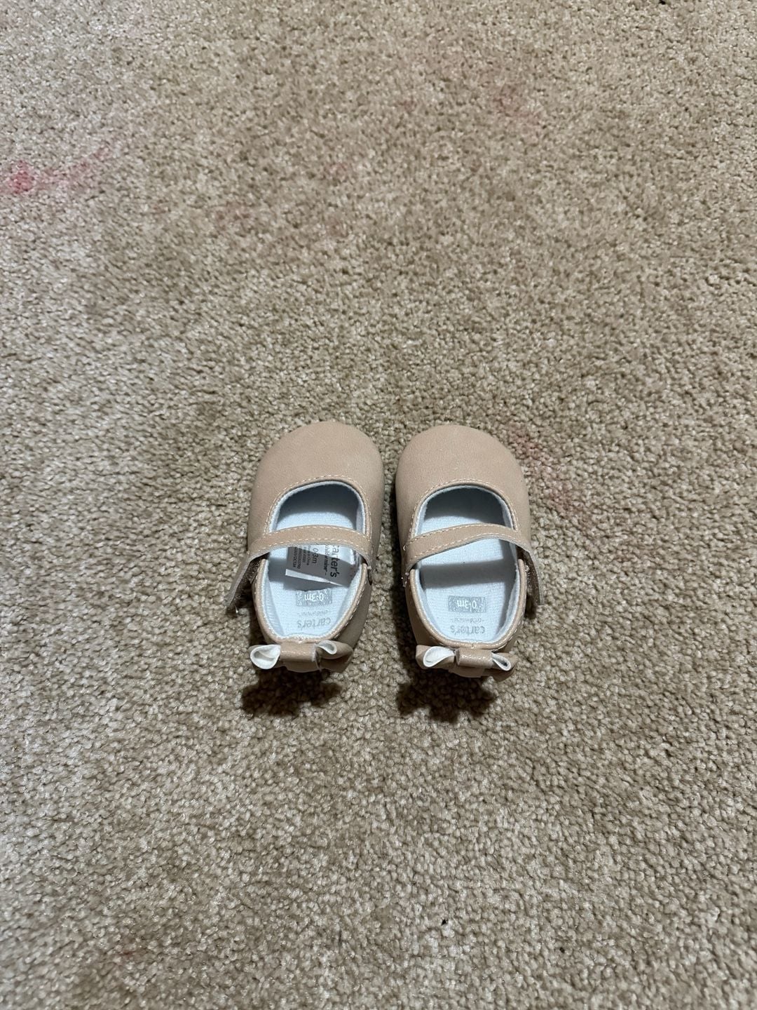 Carter's Mary Jane Shoes Size 0-3m Tan Bow Pre-Walker 2