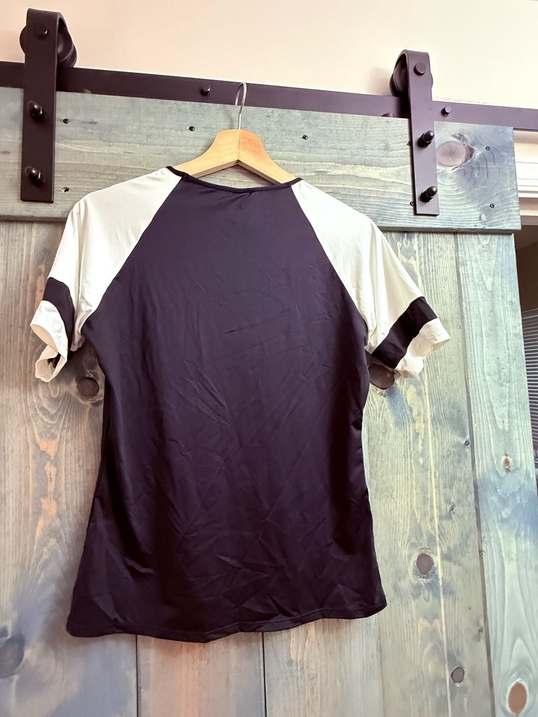Tommy Bahama Deck Piping Rash Guard Size L Black White - new w tags retail $88! 4