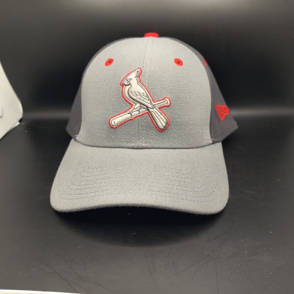 New Era St. Louis Cardinals 9FORTY Hat Adjustable Gray