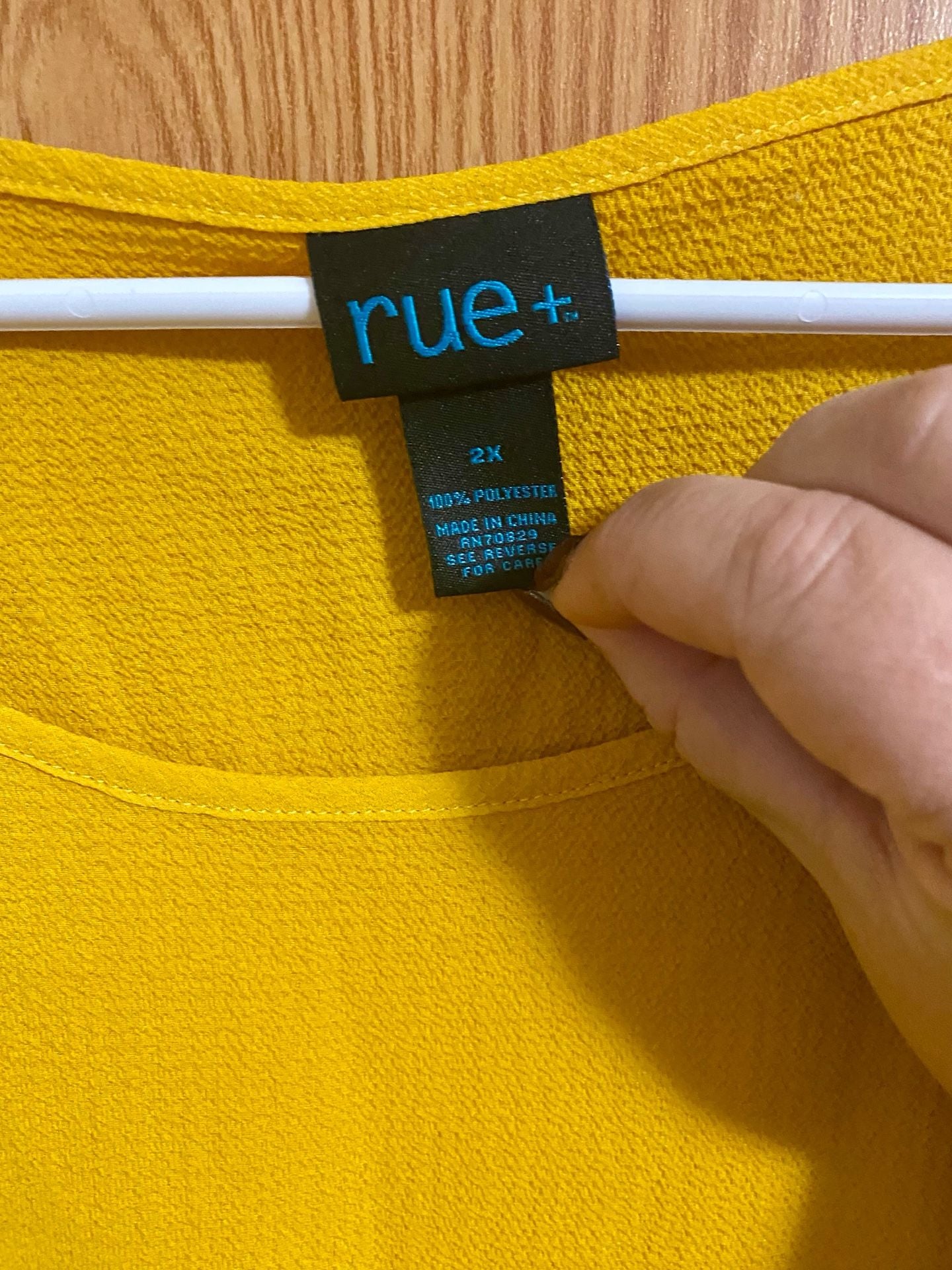 Rue+ Yellow Top Size 2X Lace-Up Sleeve Blouse 3