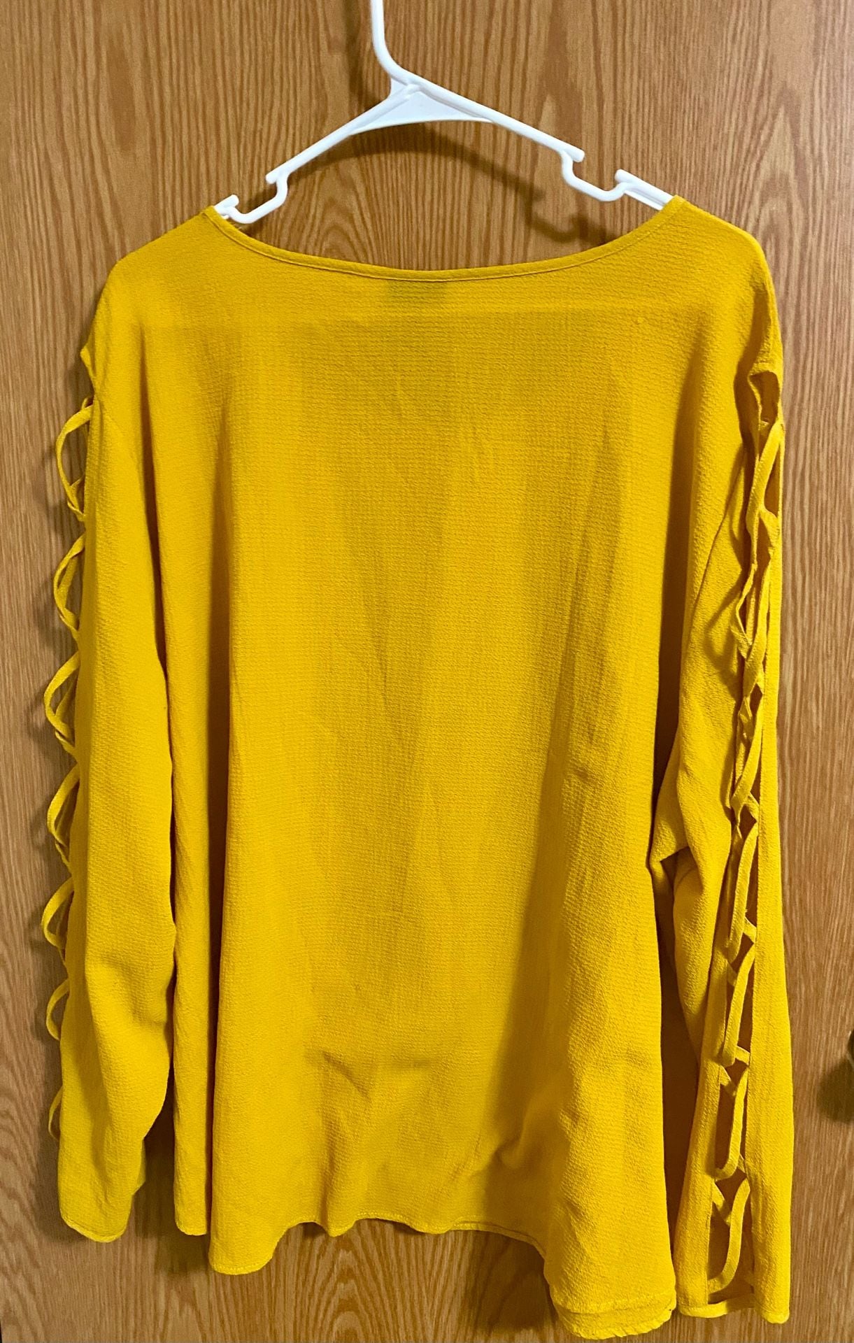 Rue+ Yellow Top Size 2X Lace-Up Sleeve Blouse 5