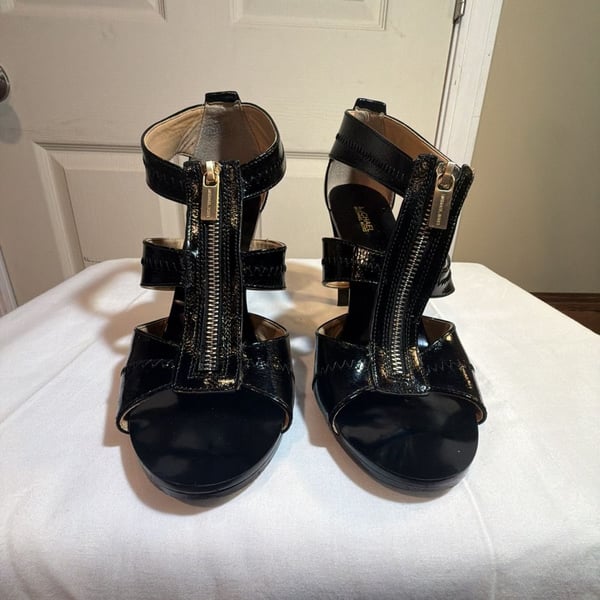MICHAEL Michael Kors Berkley Heels Black Patent Leather Zip Front