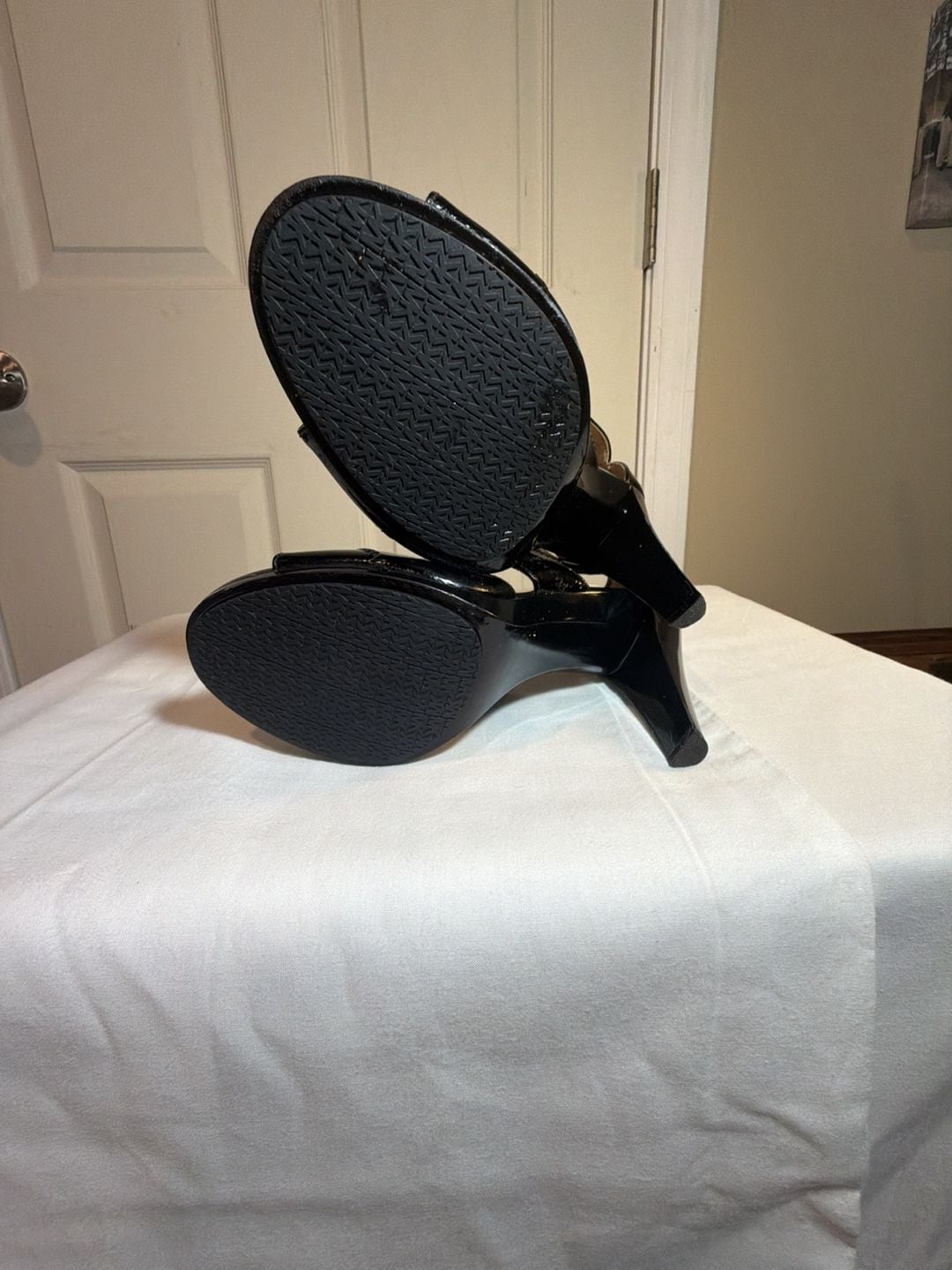 MICHAEL Michael Kors Berkley Heels Black Patent Leather Zip Front 7