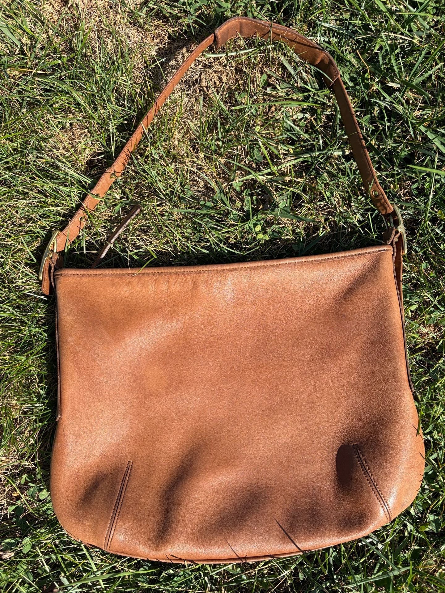 Vintage Coach Leather Hobo Shoulder Bag Brown Tan 2