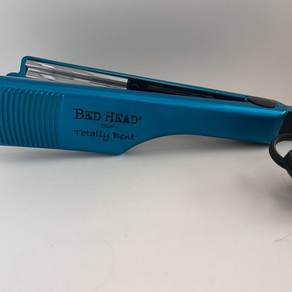 Bed Head Tigi Totally Bent Hair Crimping Iron Blue