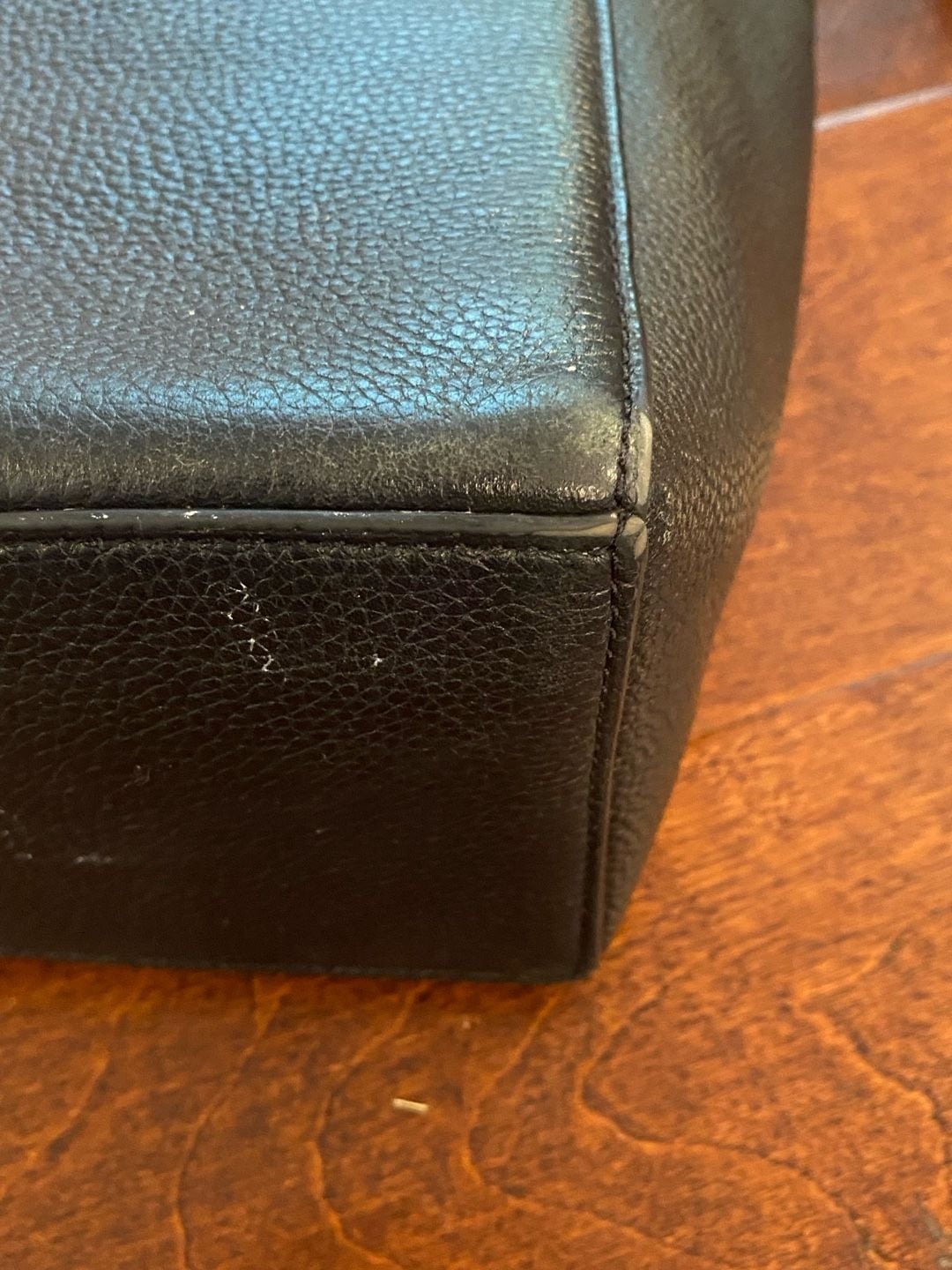 Tory Burch McGraw Black Pebbled Leather Bucket Bag Handbag 8