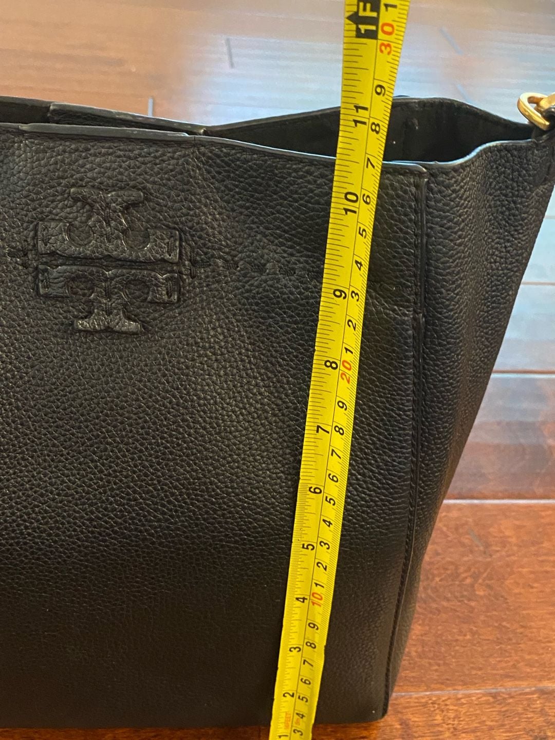 Tory Burch McGraw Black Pebbled Leather Bucket Bag Handbag 12