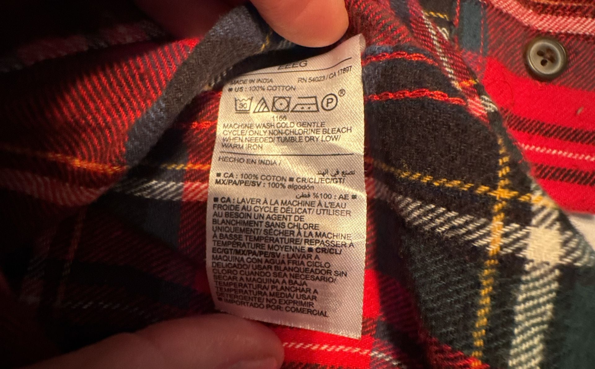 Old Navy Flannel Shirt Size XXXL Red Black Plaid Long Sleeve Button-Down 4
