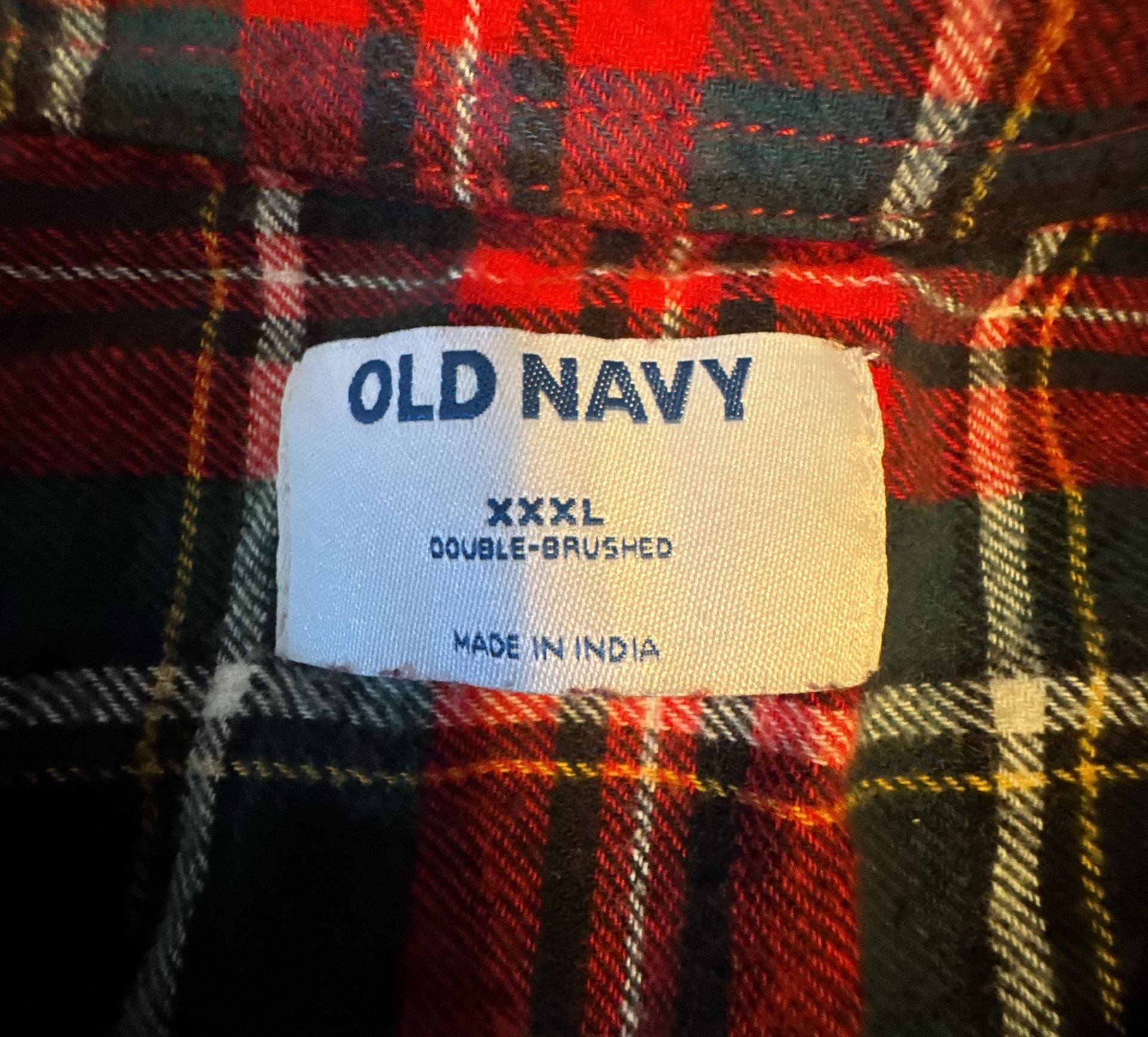 Old Navy Flannel Shirt Size XXXL Red Black Plaid Long Sleeve Button-Down 3