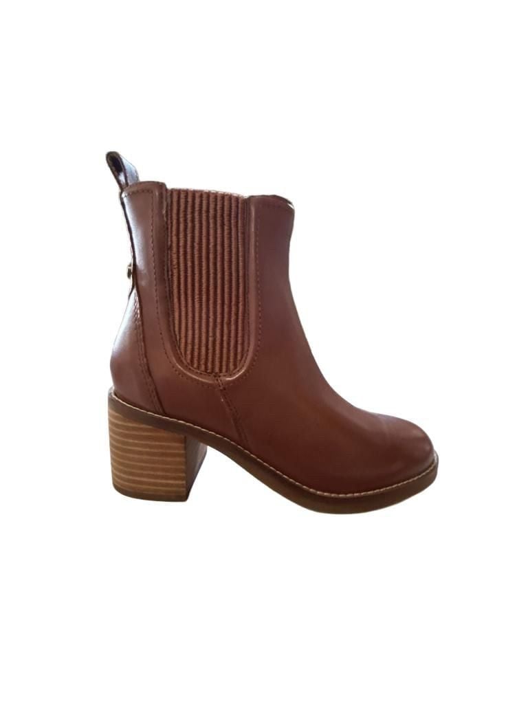 Earth Cassi Fashion Boot Medium Brown 3