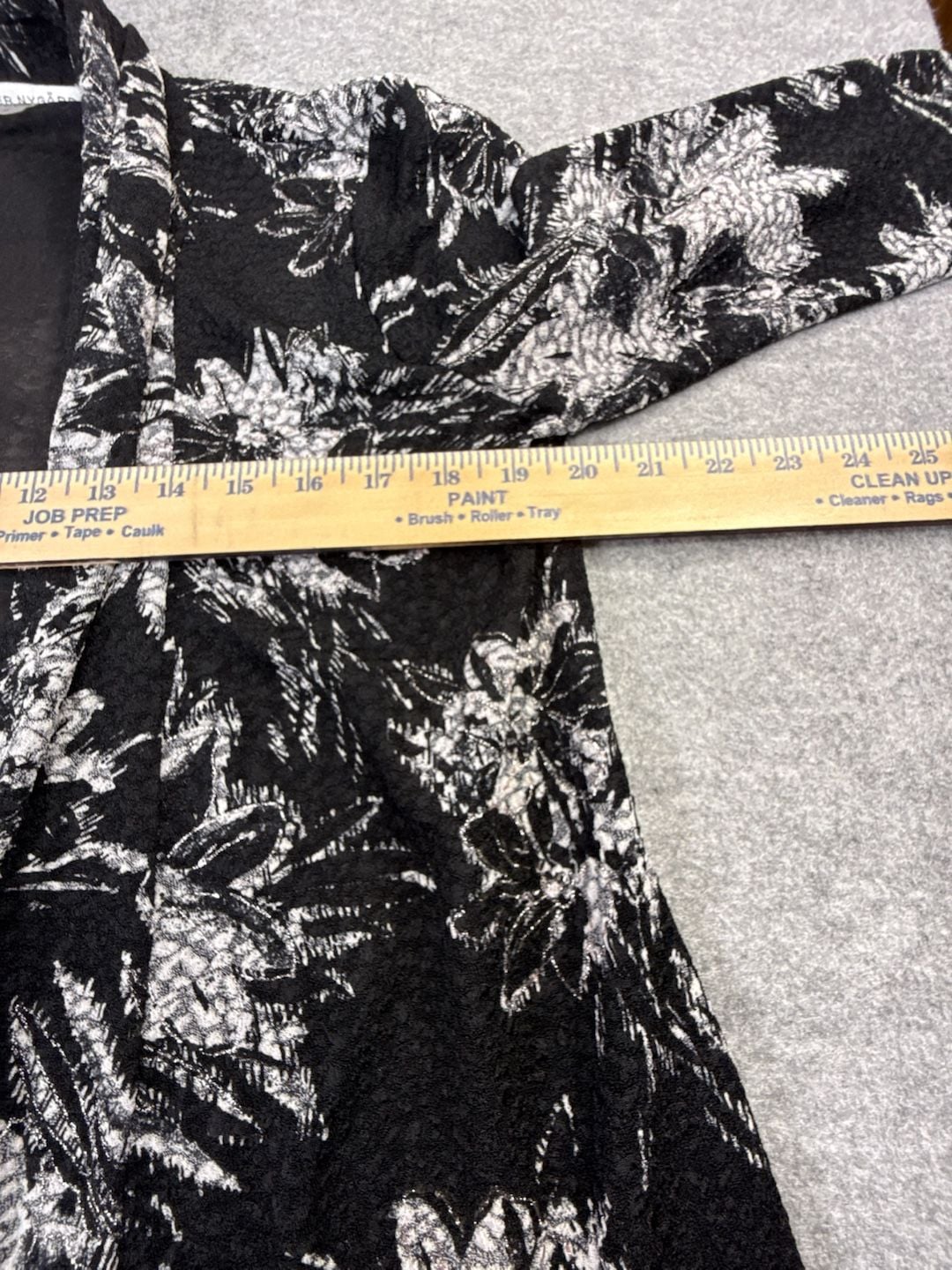 Peter Nygård Cardigan Size S Black White Floral Open Front Topper 5