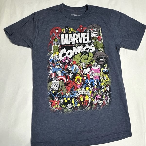 Marvel Comics Graphic T-Shirt Size SM Gray Vintage Heroes