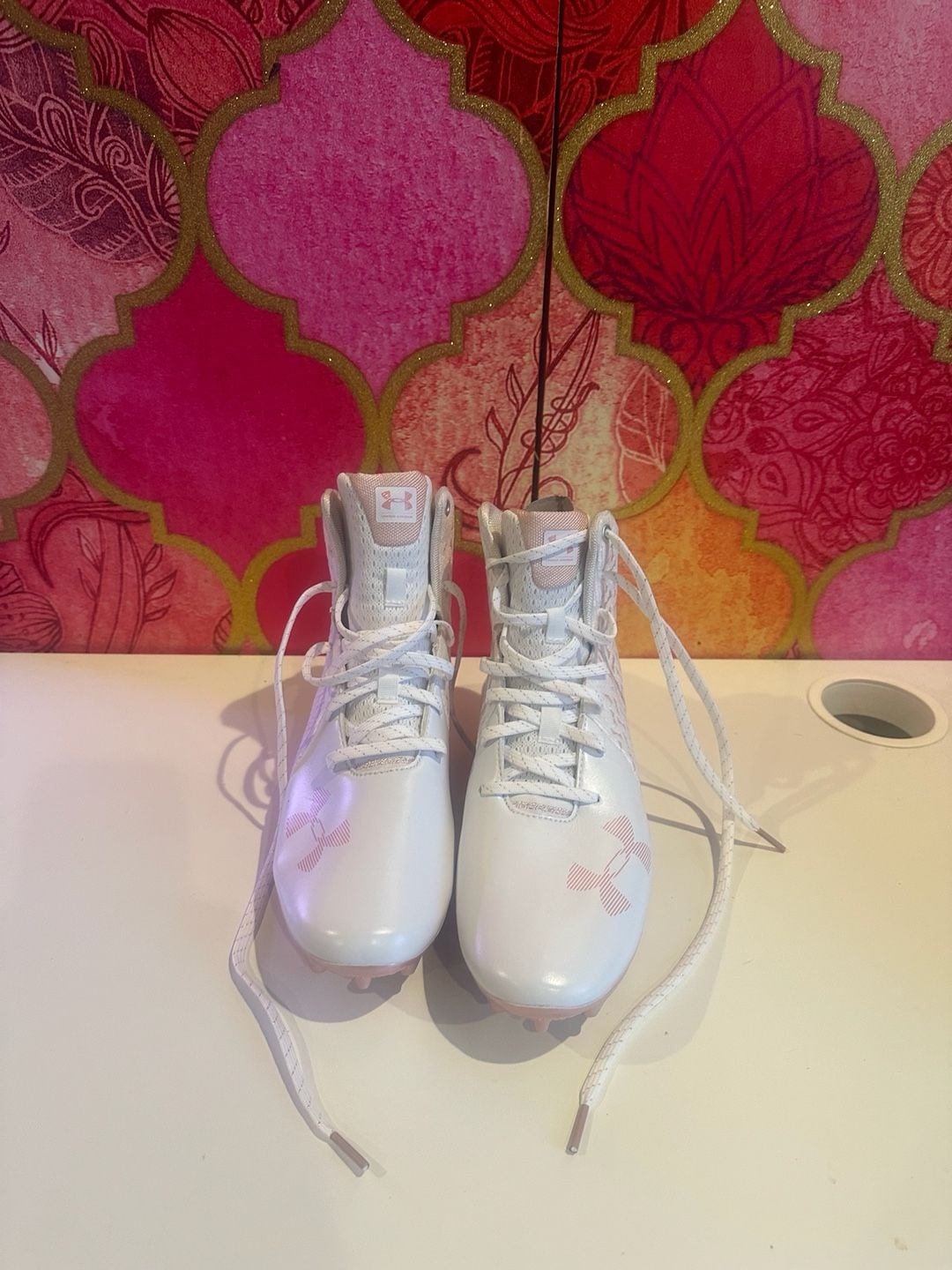 Brand New Under Armour Cleats White Rose Gold (woman’s 8) 3