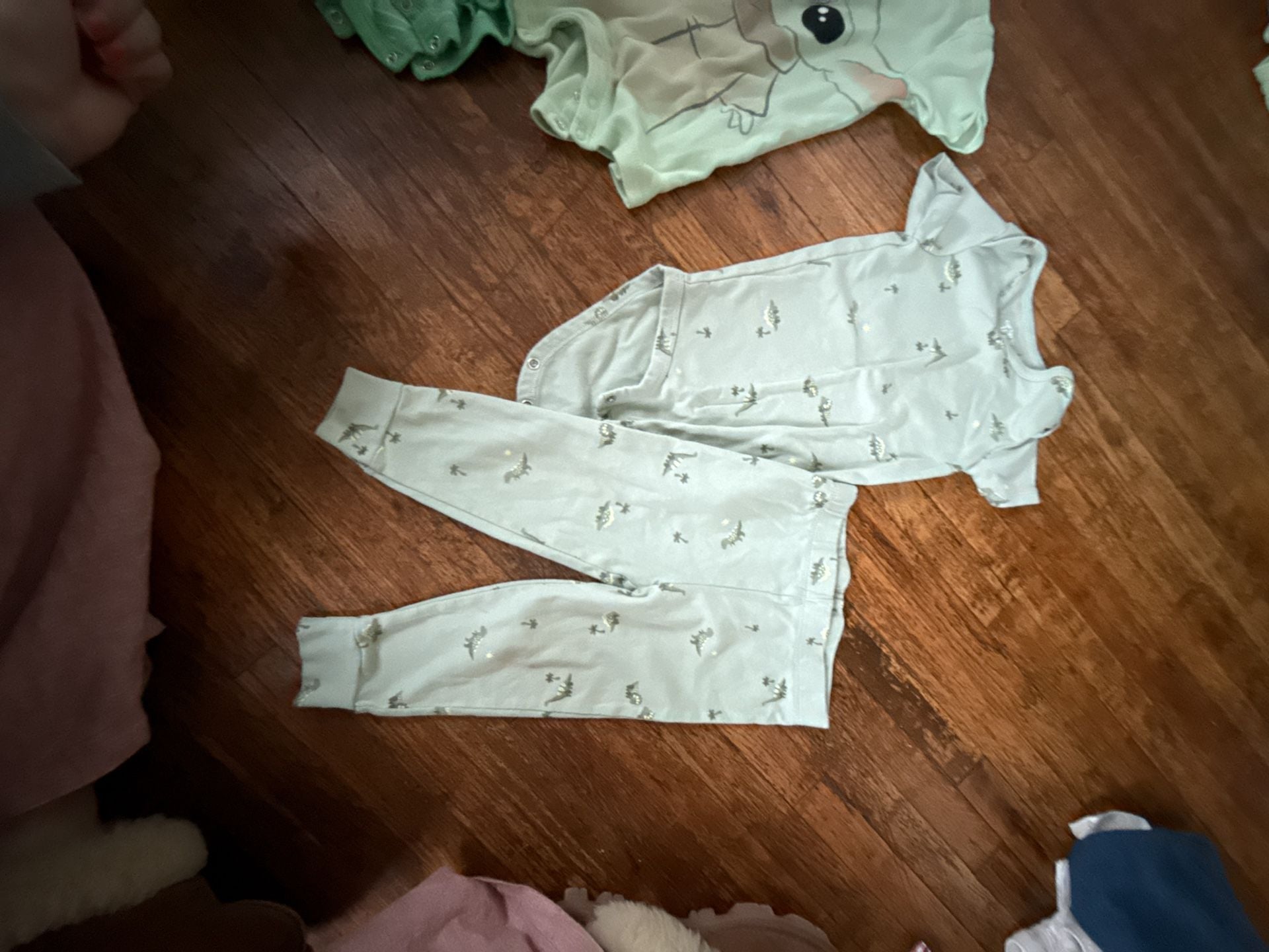 Baby Boys Green Rompers And Bodysuit Set 2