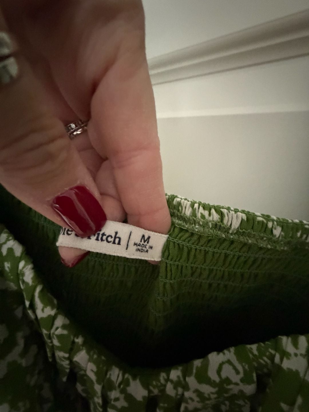 Abercrombie & Fitch Puff Sleeve Crop Top Size M Green Floral Sweetheart 5