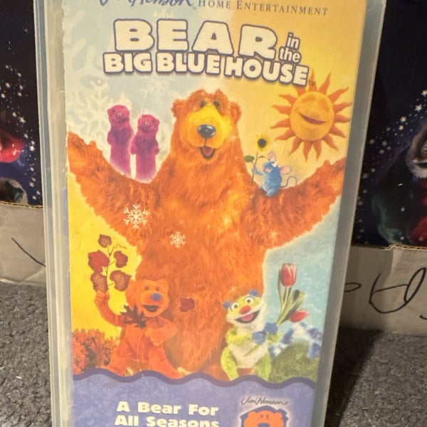  Bear In The Big Blue House A Bear For All Seasons VHS 