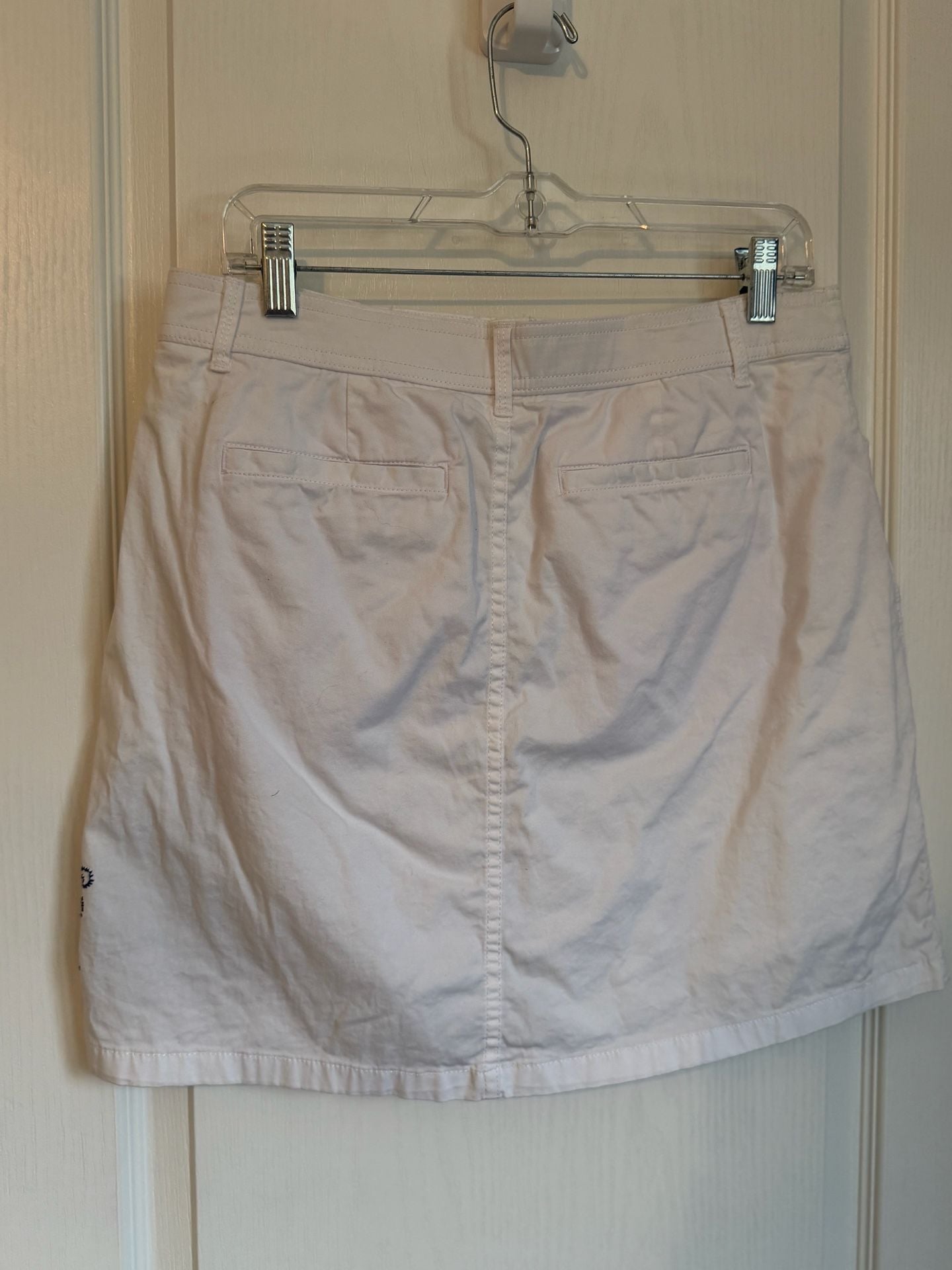 Croft & Barrow White Skort Blue Embroidered Floral 5