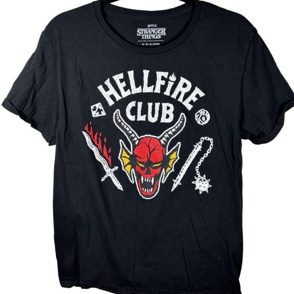 Stranger Things Hellfire Club Graphic T-Shirt Size M Black