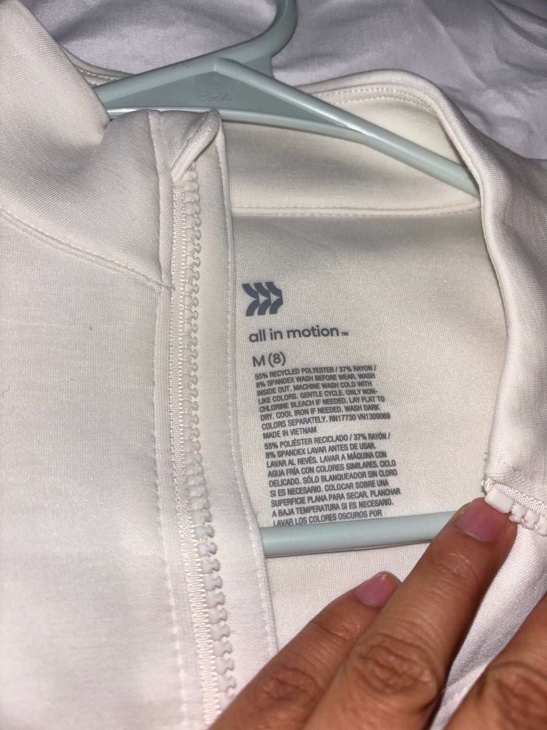 Kids All in Motion Half Zip Sweatshirt Size M(8) White Cropped 3