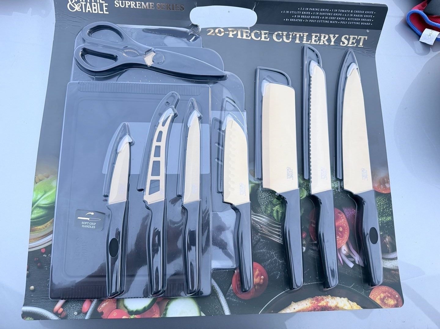 Thyme & Table Supreme Series 20-Piece Cutlery Set Black 1