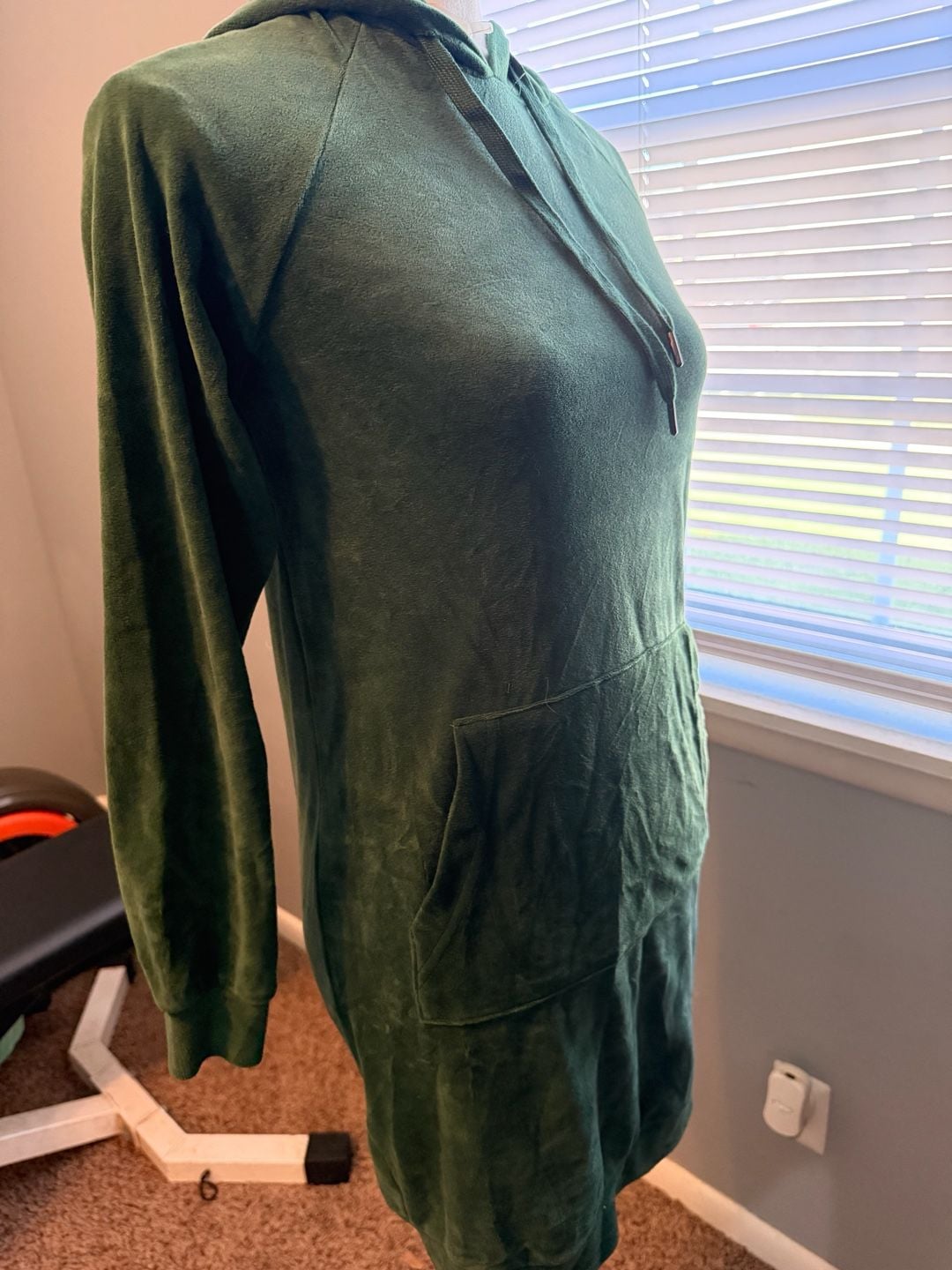 No Boundaries Hoodie Dress Size XS/CH Green Velour Kangaroo Pocket 5