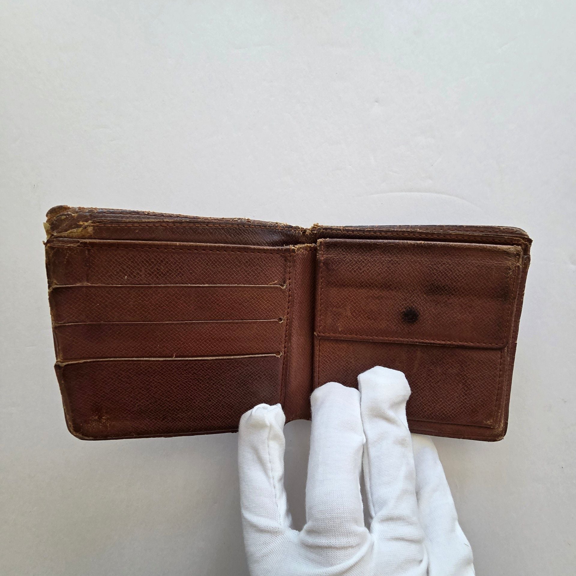 Louis Vuitton Monogram Wallet Brown Used 5