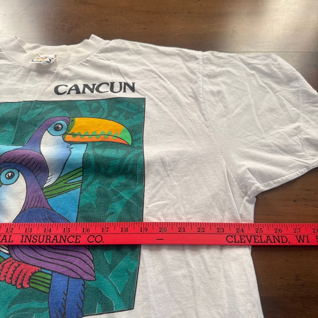 Vintage Peter Mussfeldt Cancun Toucan T-Shirt 7