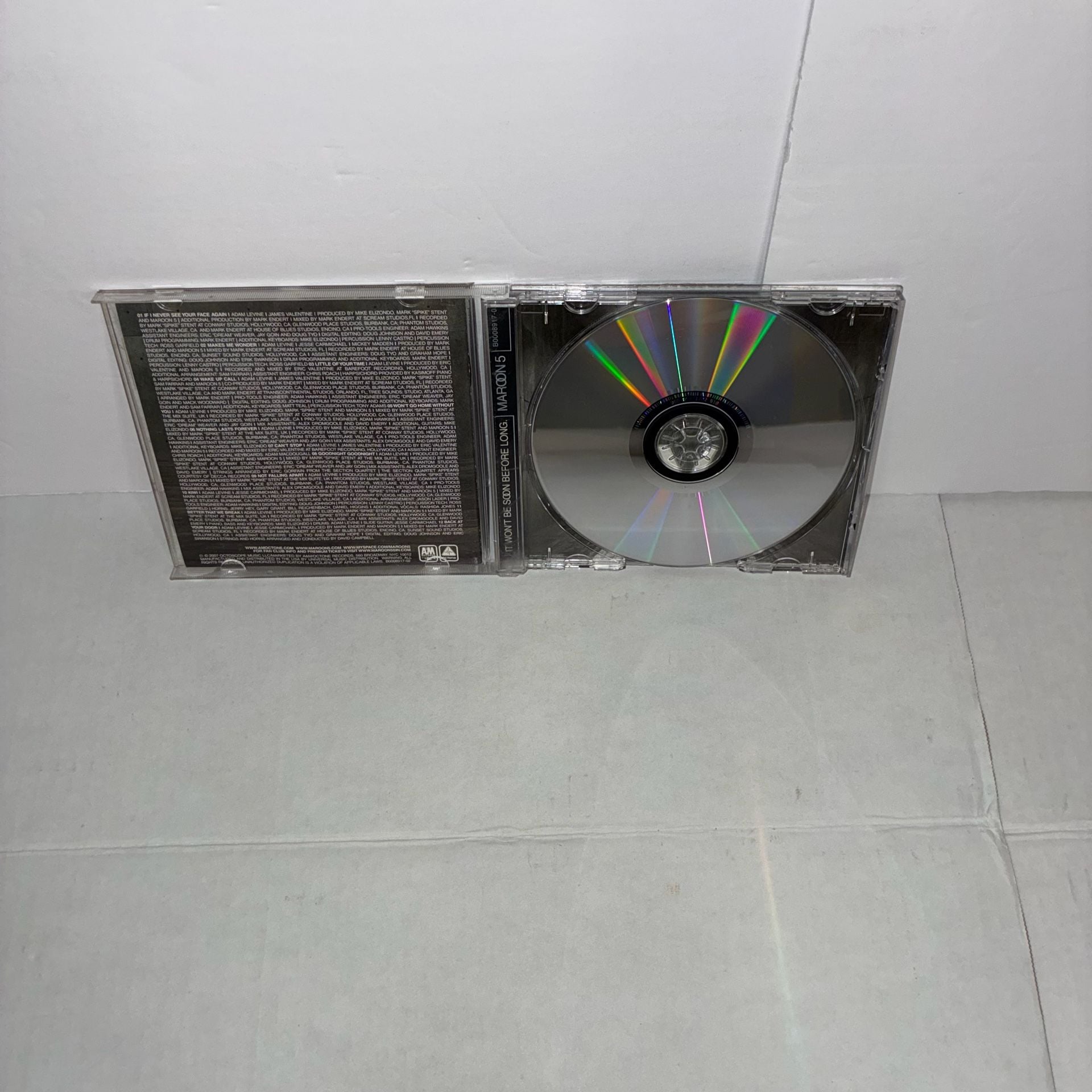 Maroon 5 Love Is Like - Store Exclusive CD 3