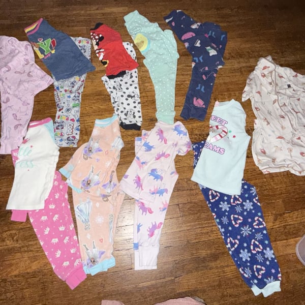 Carter's Pajamas Lot Size 2T