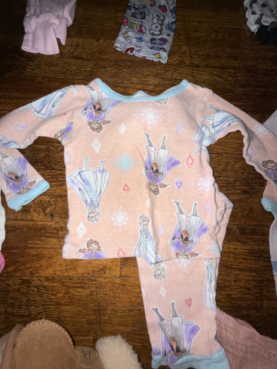 Carter's Pajamas Lot Size 2T 2
