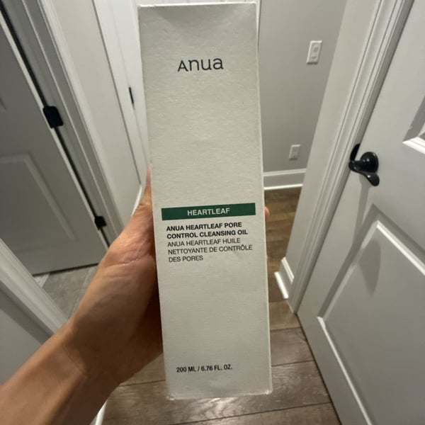 Anua Heartleaf Pore Control Cleansing Oil 200 ml / 6.76 FL. OZ.