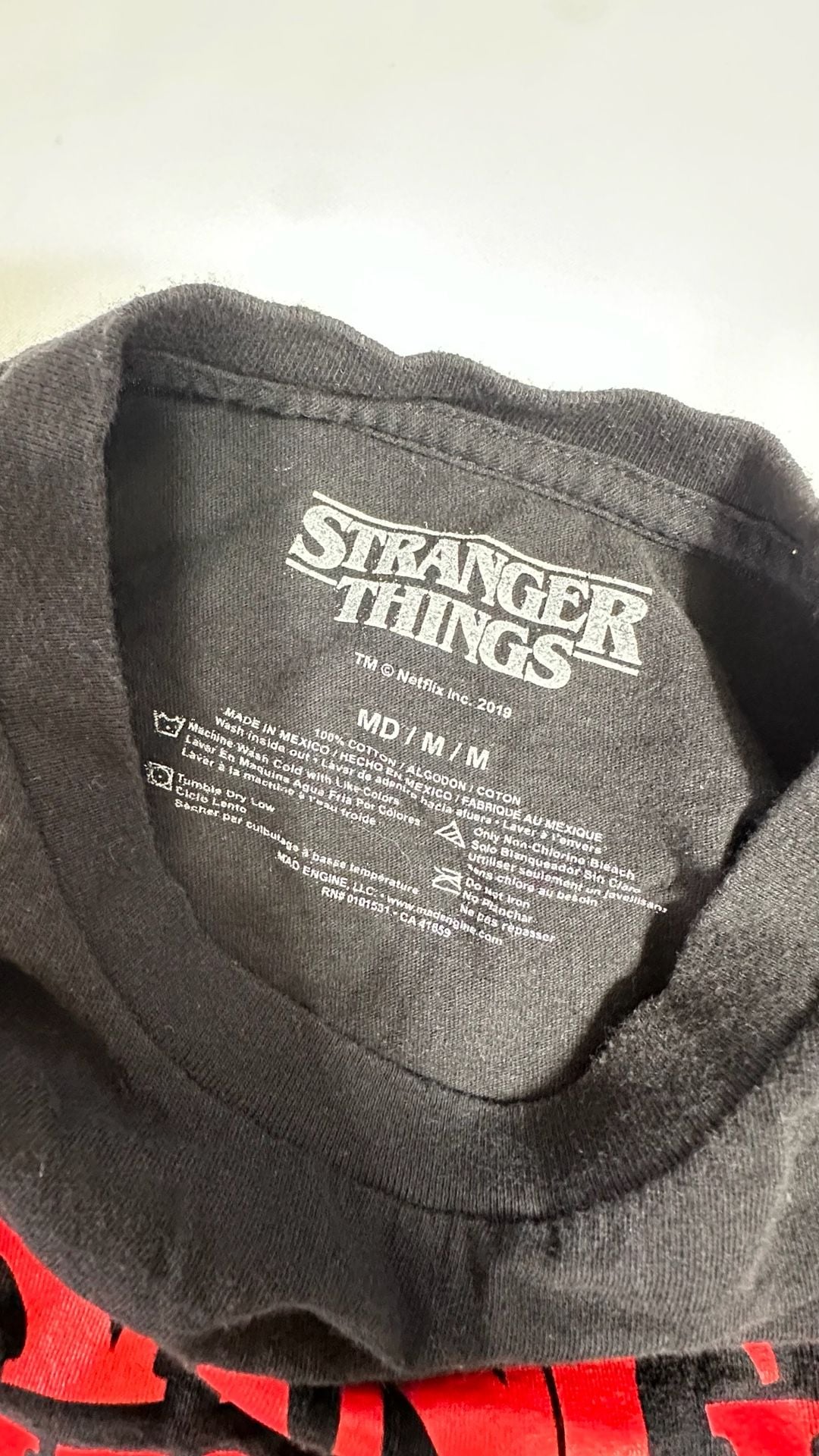 Stranger Things T-Shirt Size Adult M Black Logo Tee 4