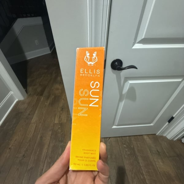 Ellis Brooklyn Sun Fragrance Body Mist 1.69 FL OZ Orange