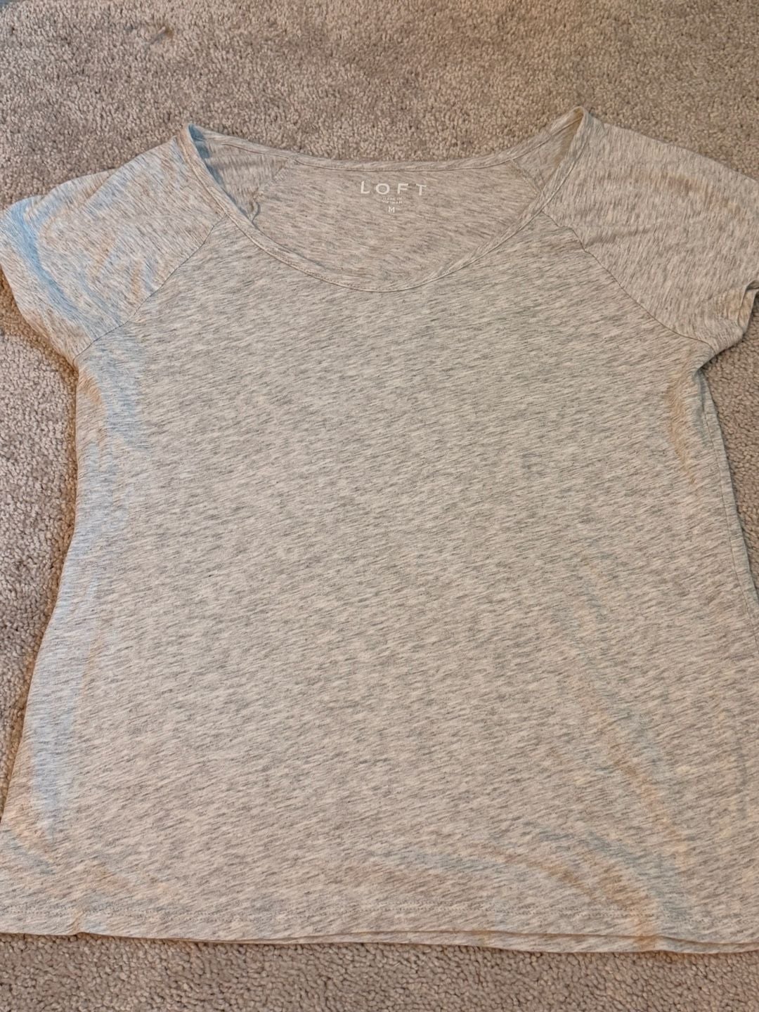 LOFT T-Shirt Size M Gray Heathered Short Sleeve Tee Scoop Neck 2