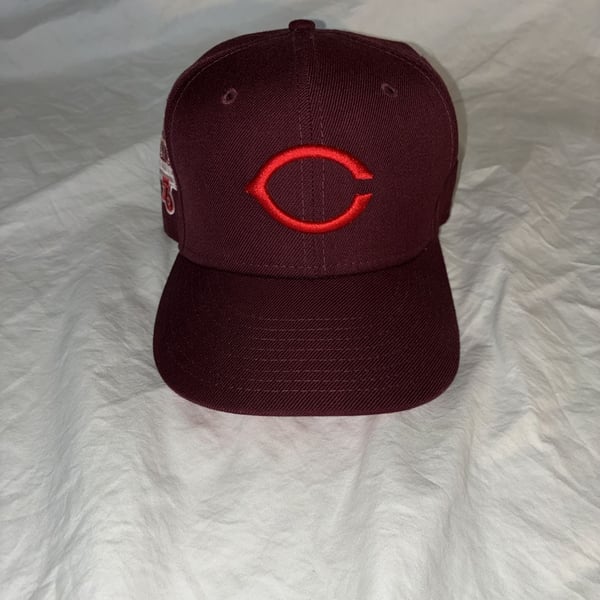 New Era Cincinnati Reds 59FIFTY Fitted Hat Size 7 1/4 Burgundy World Series