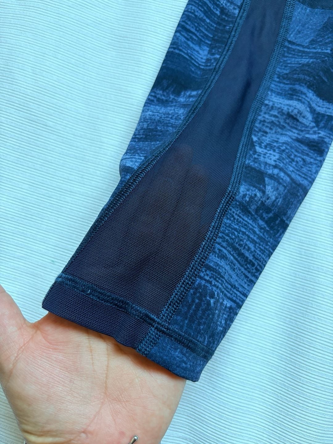 Lululemon Train Times 7/8 Pant Size 6 Transition Multi 9