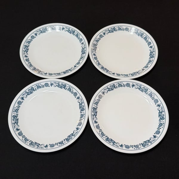 Corelle Old Town Blue 8.5” Lunch Plate Set of 4