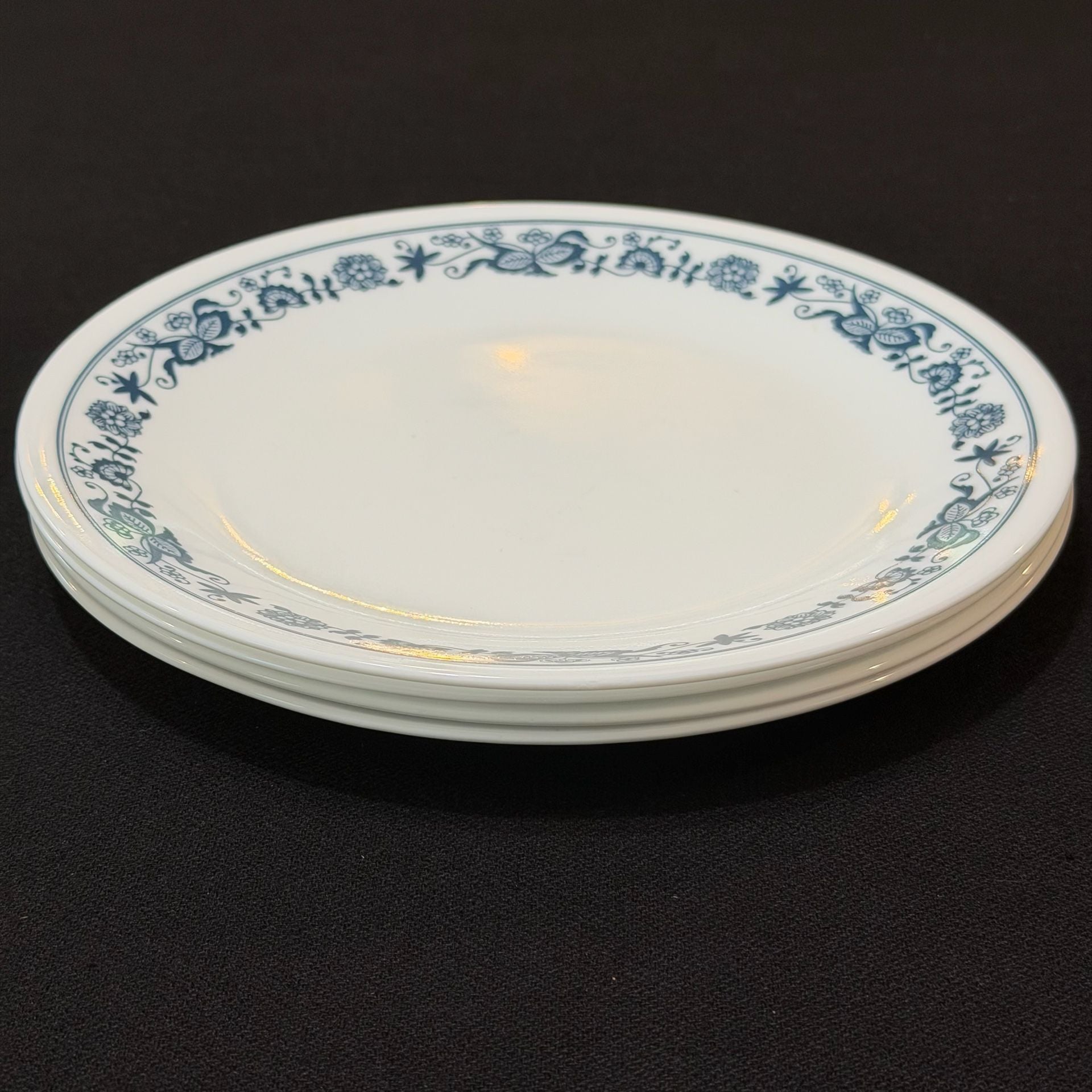 Corelle Old Town Blue 8.5” Lunch Plate Set of 4 7