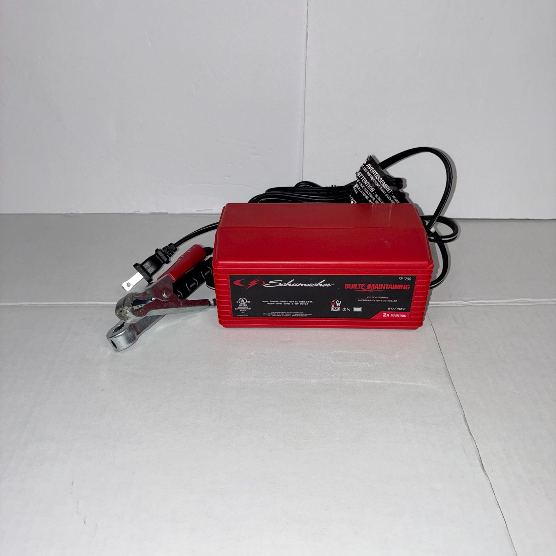 Schumacher SP1296 2A 6V/12V Battery Charger And Maintainer 1