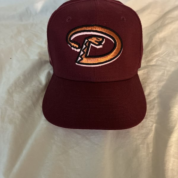 New Era Arizona Diamondbacks 59FIFTY Size 7 1/4 Fitted Hat Maroon