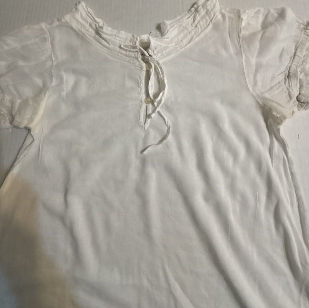 Braez Ruffle Blouse Size S White Short Sleeve Tie Neck 5